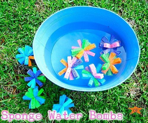 Summer activities for kids: Sponge water bombs