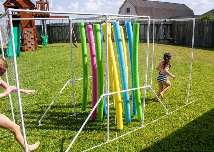 Summer activities for kids: DIY sprinkler relay